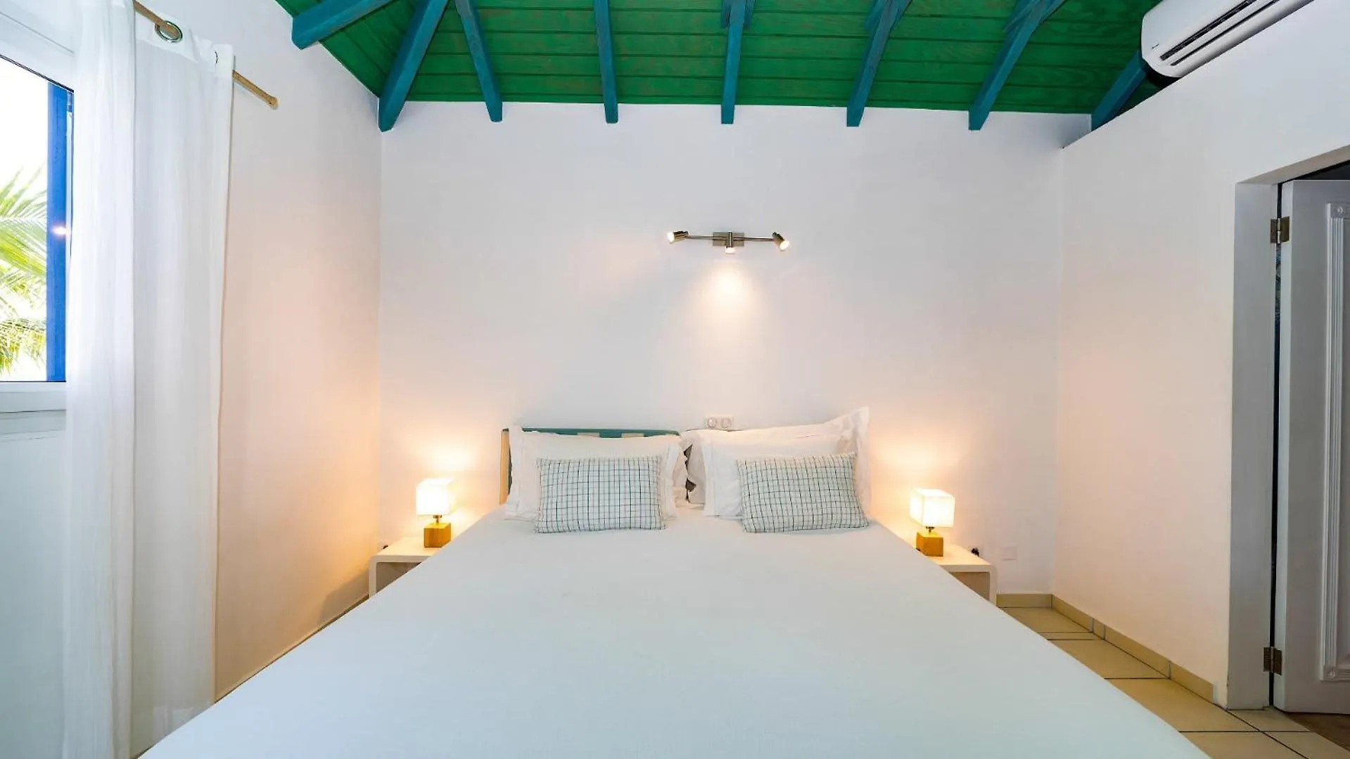 Charming Villa In A Paradise Setting Marigot